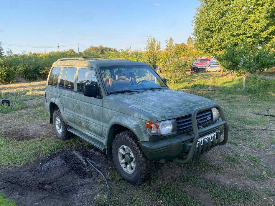Pajero Wagon 2, 1996 г 3.5 бензин V6, автомат, 4WD