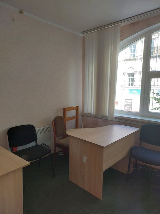 Здается в оренду кімната в центрі міста.