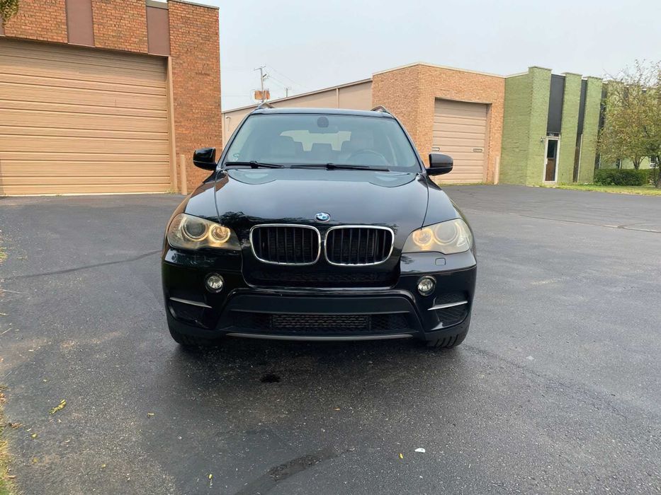 BMW X5 xDrive35i Sport Activity      2011