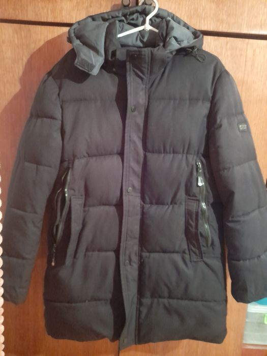 Куртка зимова,чорна