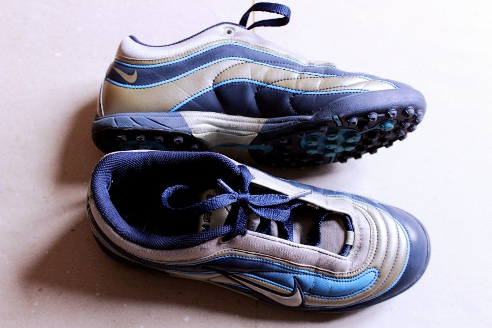 Chuteiras Nike Air Zoom - Edição Especial
