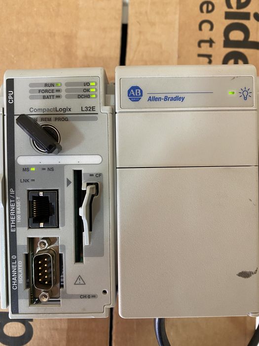 PLC Allen Bradley 1769-ECR L32E