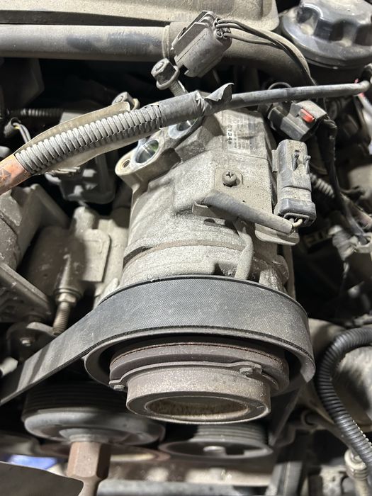 Dodge Ram 2008 r 5.7 kompresor klimatyzacji