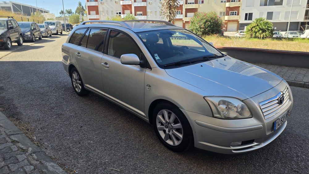 Toyota Avensis 2.O