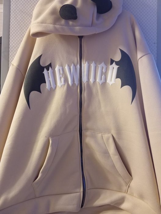 Кофта оверсай з рішжками на капюшоні