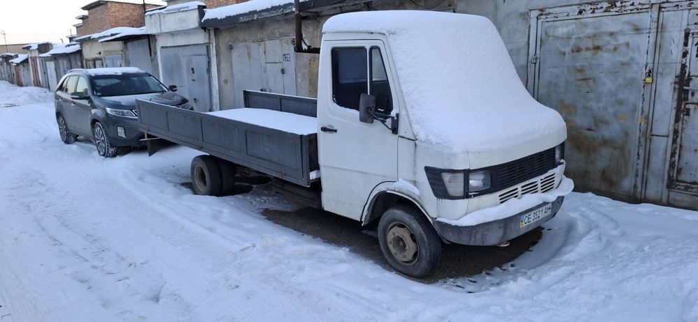 Mersedes   Бортовий