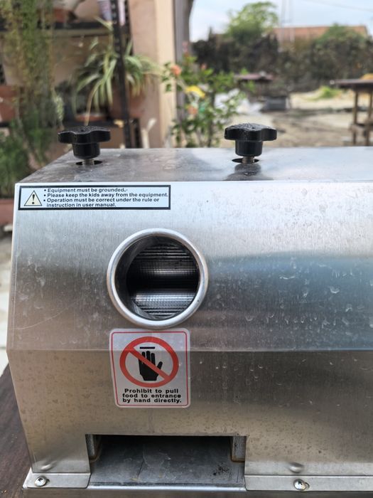 Máquina de moer cana de açúcar manual