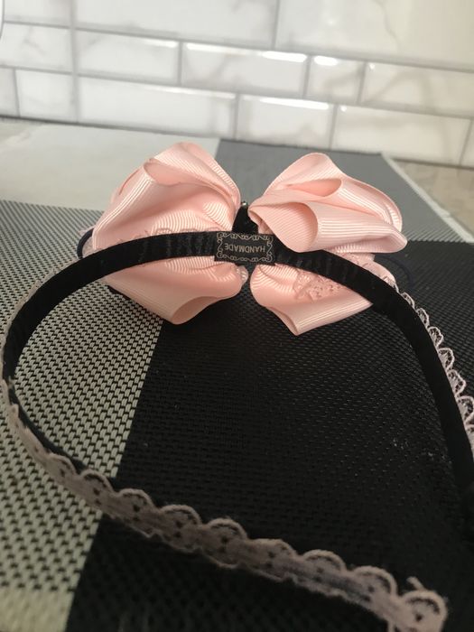 Продам святковий обруч на дівчинку