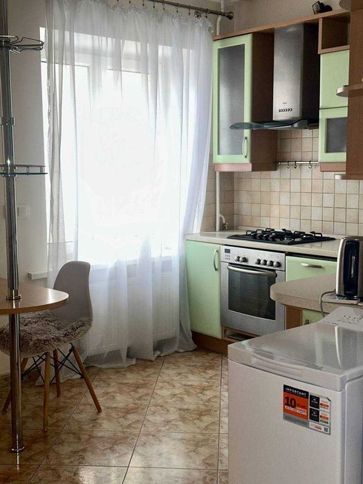 Оренда 1-к. кв. в центрі Києва по вулиці Велика Васильківська 114 | м. Палац Україна — 3 хв пішки