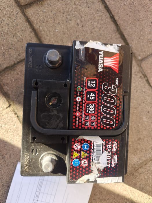 Akumulator yuasa 3000. Gwarancja, prawie nowy. 45Ah