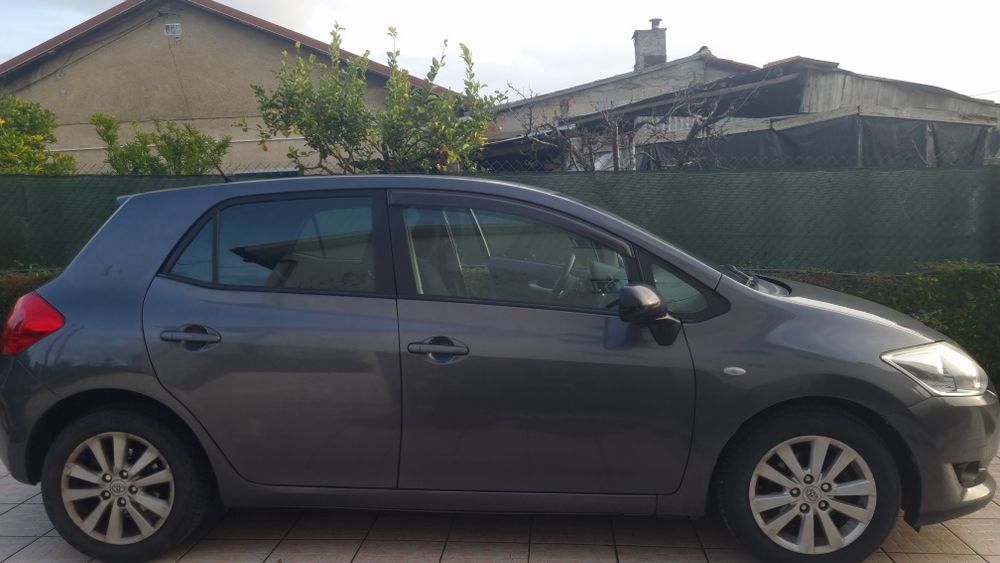 Toyota Auris 1.4 D-4D 2008 – Económico, Fiável e Bem Estimado