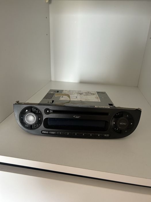 Radio fiat 500 - para despachar