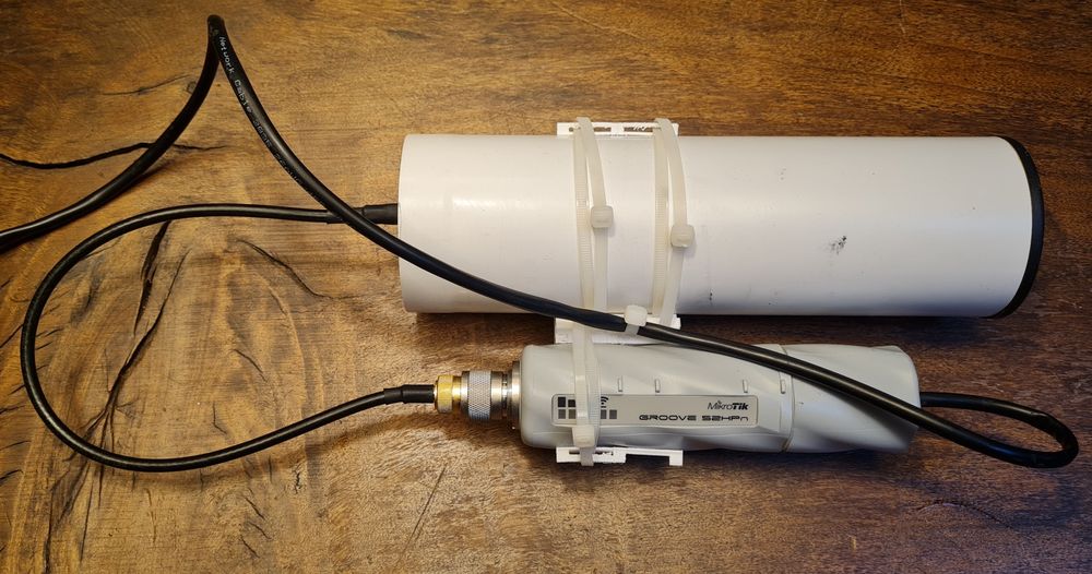 Mikrotik Groove 52 HPn  - 2,4 & 5Ghz L3 - jak nowy