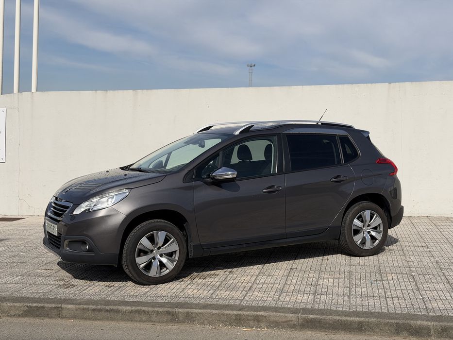 Peugeot 2008 1.2vti
