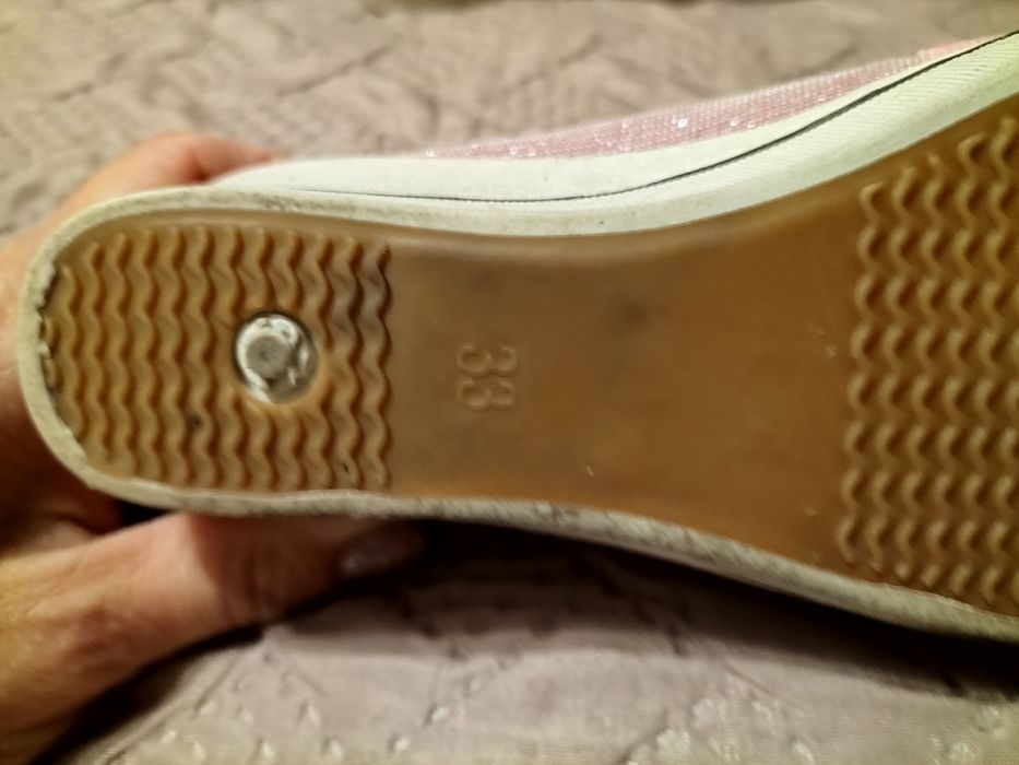 Buty na koturnie