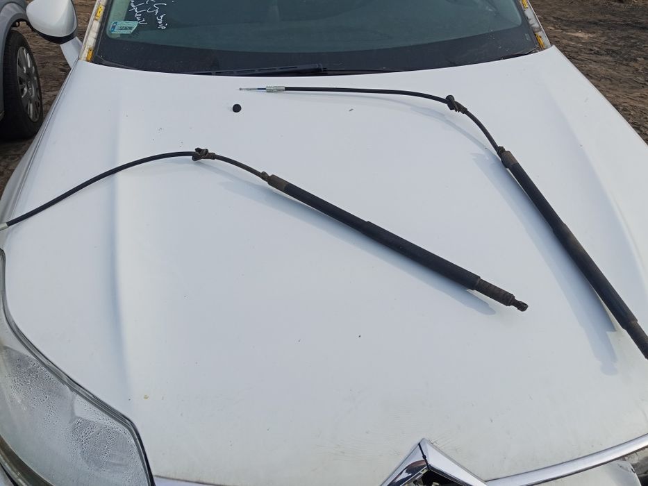 Siłowniki elektrycznej klapy bagażnika Citroen C5 x7 III