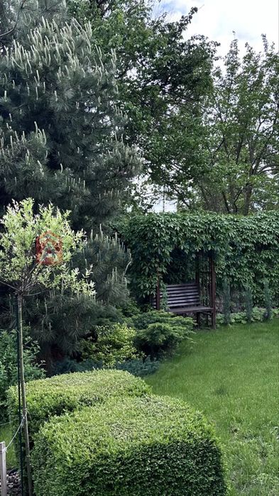 Продаж дому у Комунарському рні.