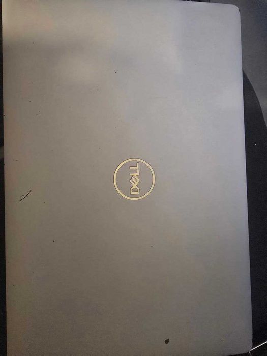 Dell Latitude 5510 15,6", i7, 16GB RAM, 512 SSD, stacja Dell GRATIS!