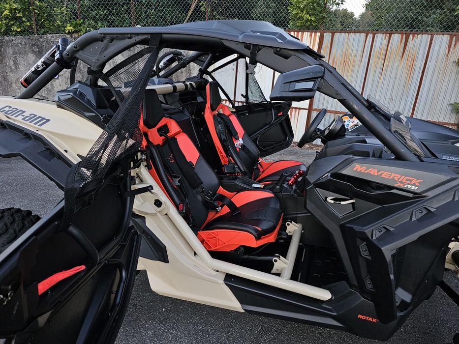 Bombardier can am maverick X3 RS Turbo rr Smartshocks.