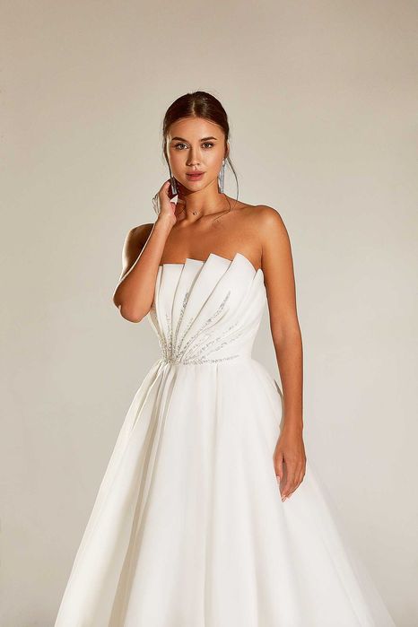 Suknia ślubna nowa kolekcja nowa