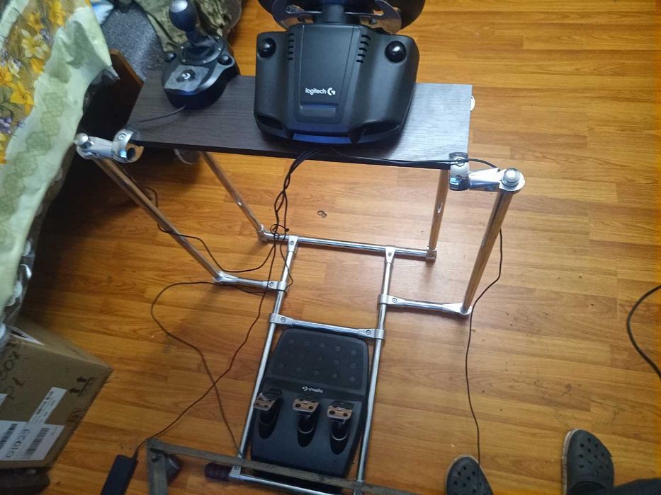 Ігрове кермо Logitech G29 + шифтер + кокпіт