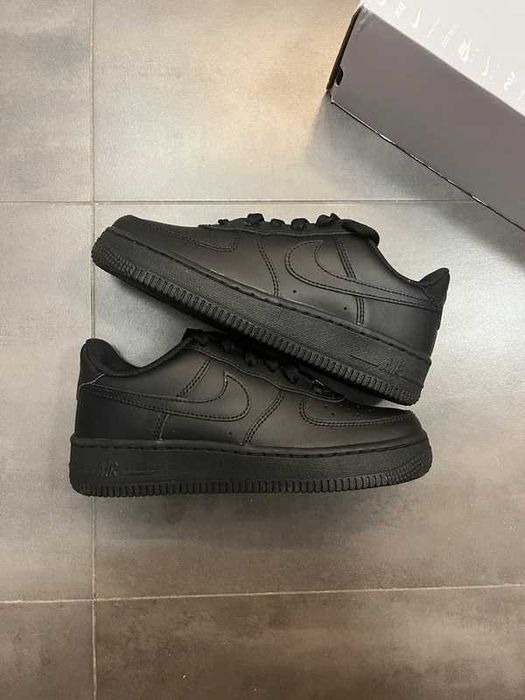 Załączony paragon Nike_Air_Force_1_Low_07_Black R.38.5