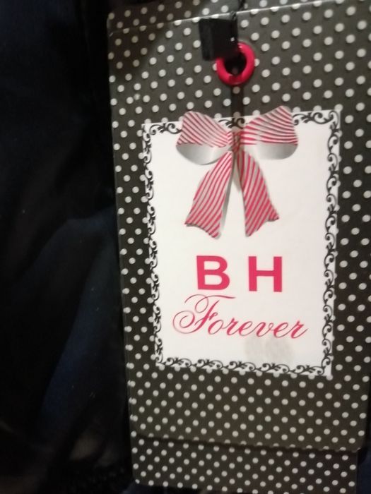 Sprzedam kurtkę Toiei