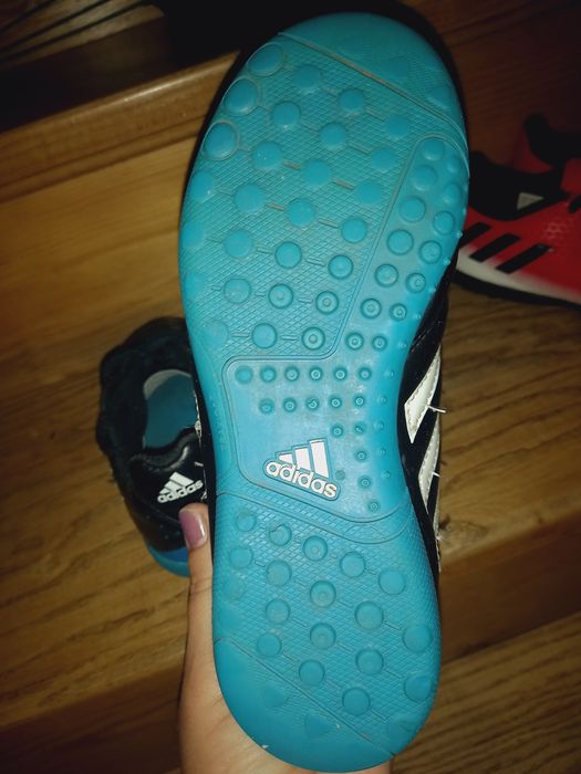 Buty adidas do piłki roz. 34