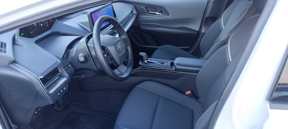 Toyota Prius plug-in luxury só 7645 klm (igual a novo)  Iva dedutivel