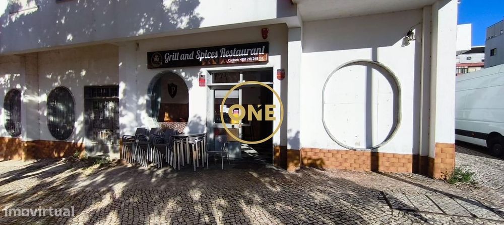 Loja Amora com saida de fumos 98m2