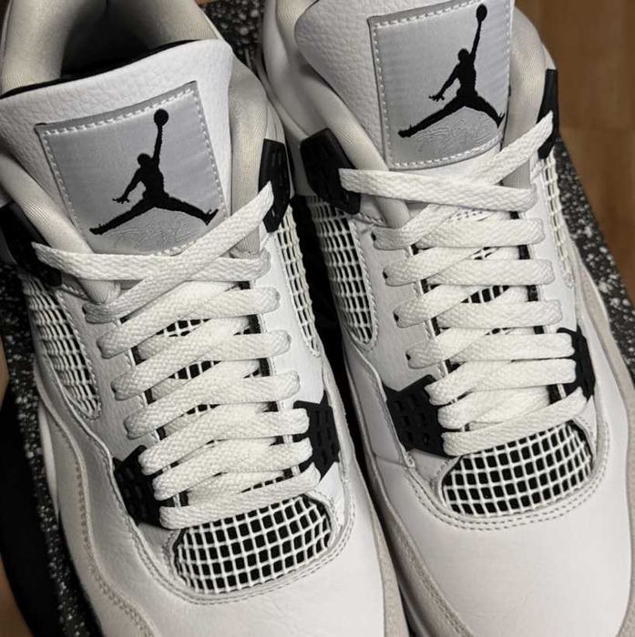 Jordan 4 retro military black R.41