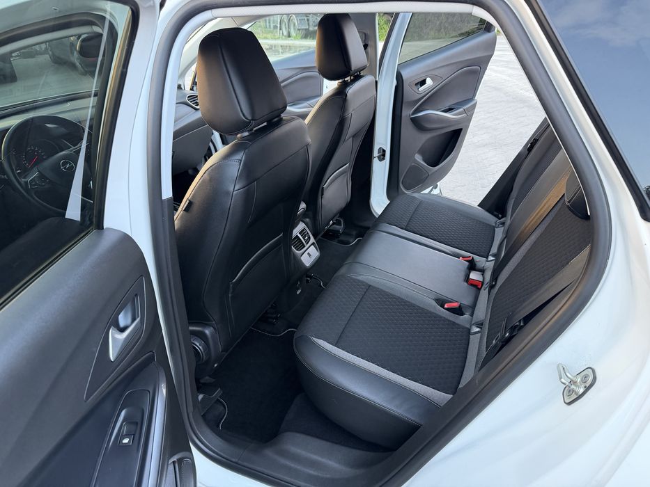 Opel Grandland 1.6 D  Navi Led Alu Pdc  Opłacony! 176 tkm!