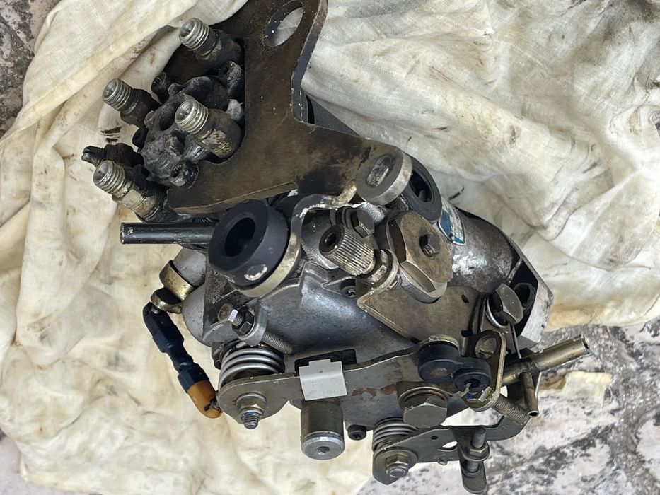 Bomba injetora peugeot 205 XAD