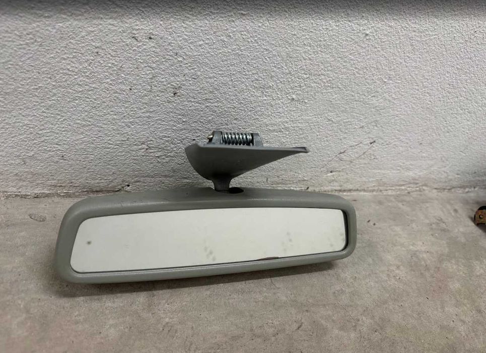 Mercedes w210 peças (Grelha / Retrovisor / Caixa fusiveis)
