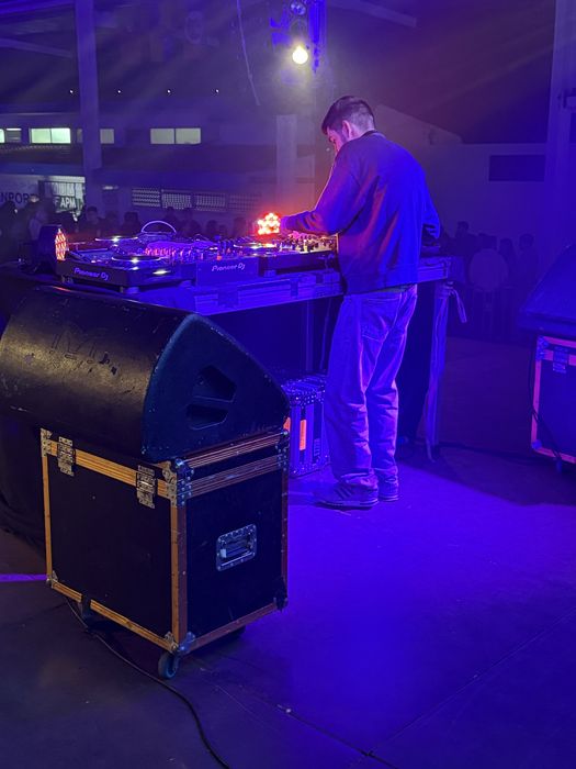 Contrata o teu DJ