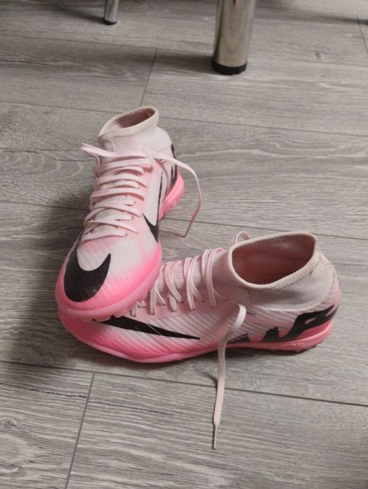 Сороконожки Air zoom рожемі 40розмір