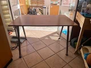 varias secretarias de escritório