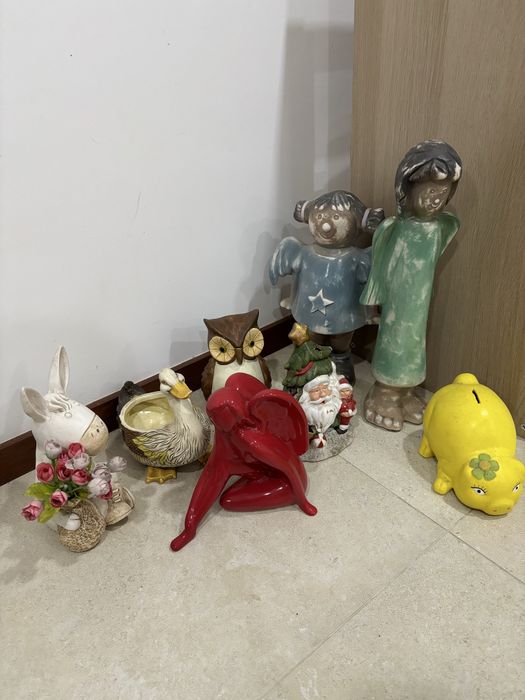 8 Decorative Pieces477323221344593921