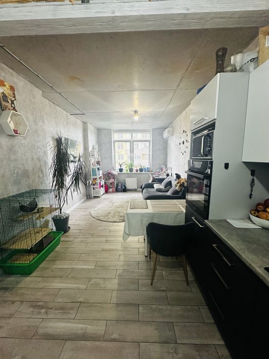 Продаж 1-к квартири 48 м² з кухнею-студією, ремонтом та ГЕНЕРАТОРОМ в ЖК "Сонячний"!