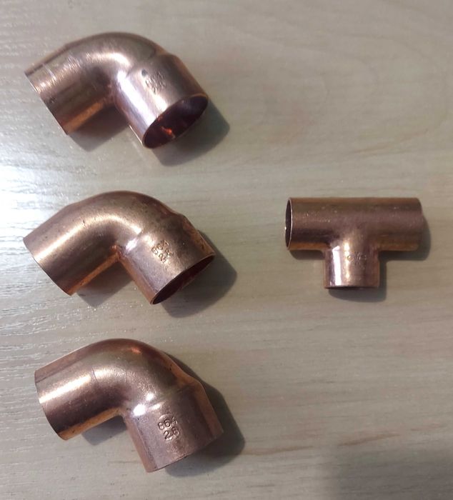 Kolano miedziane  DWUKIELICHOWE fi 28