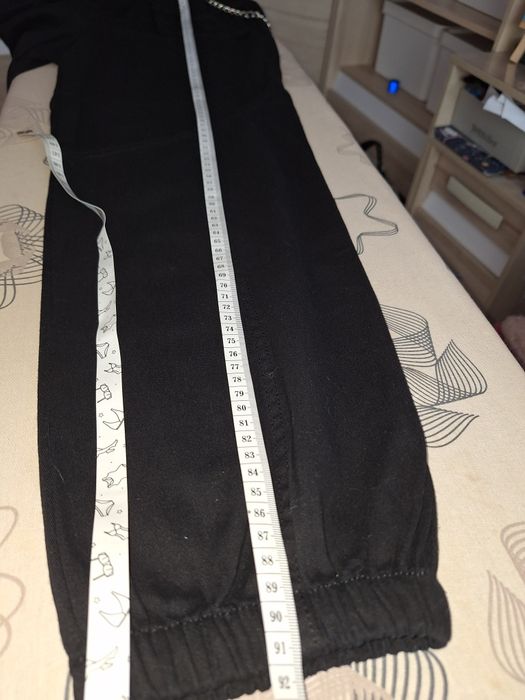 Reserved spodnie rozm.152