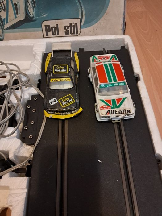 Pista de carros eléctricos anos 80.