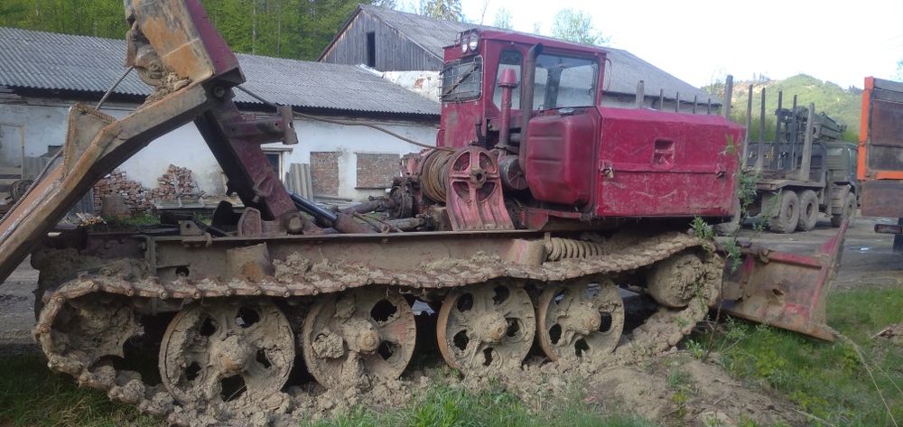 Продам трактор ТДТ 55
