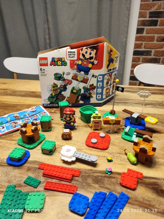 LEGO Super Mario Adventures with Mario