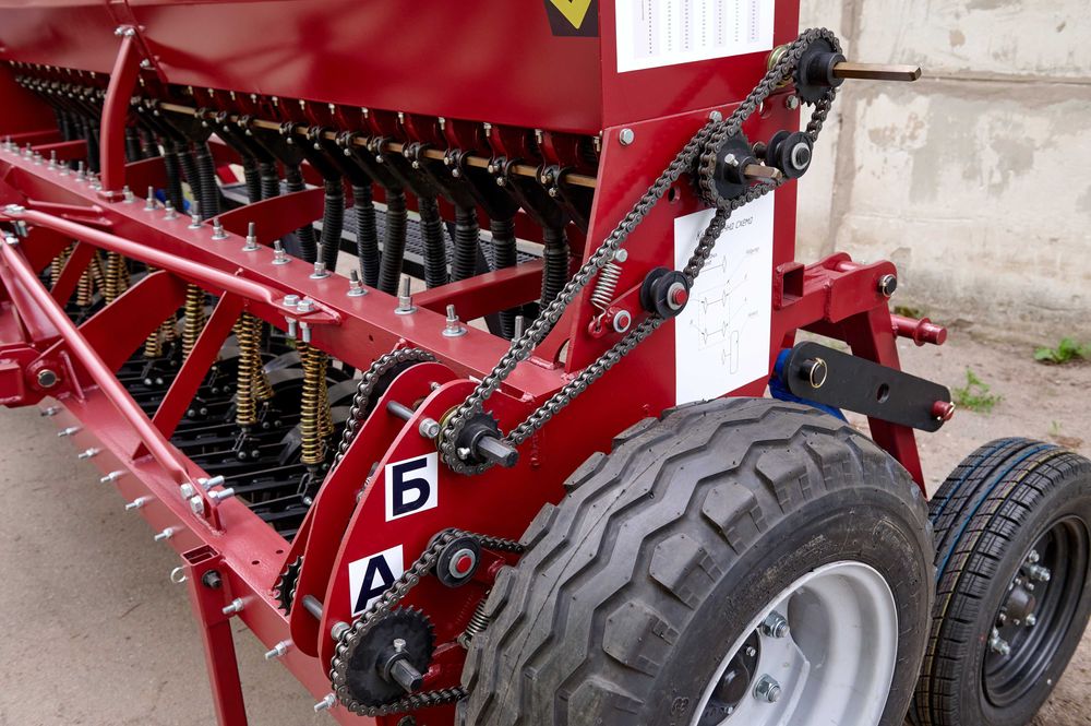Сівалка зернова прицепна 3,0-3,6м/ Сеялка зерновая прицепная 3,0-3,6м