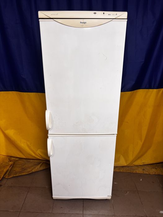Холодильник Snaige RF310