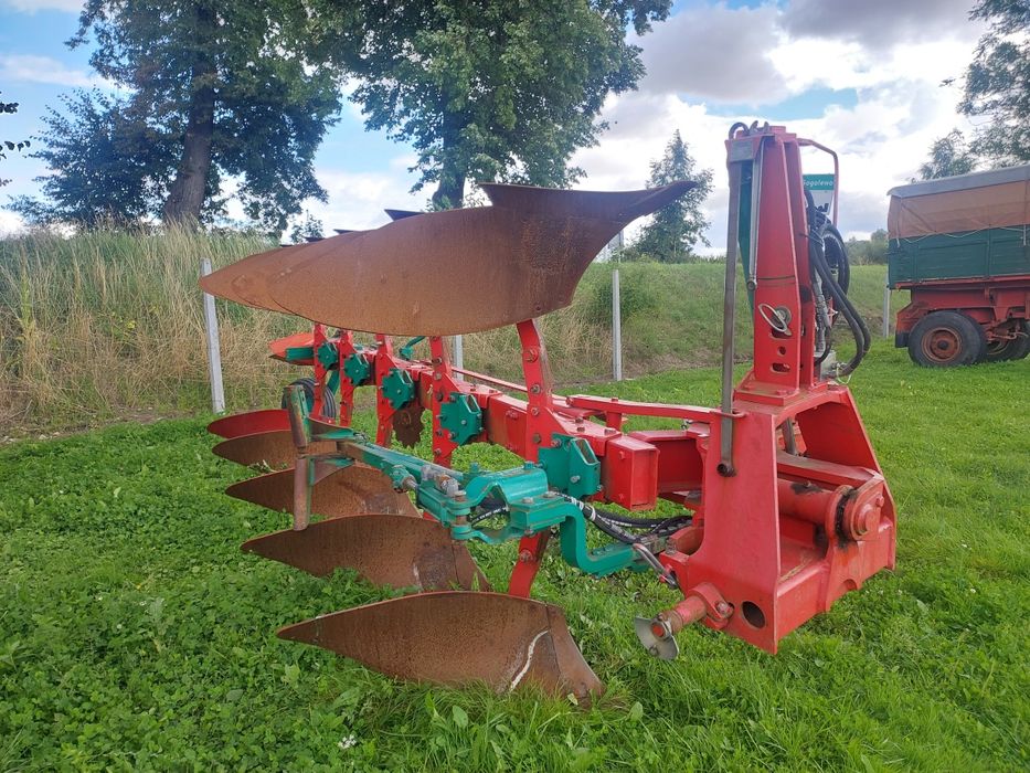 Plug obrotowy kverneland LB100 5 skibowy