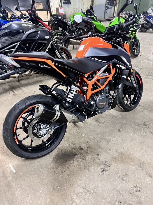 Новий японський мотоцикл KTM Duke 390 ABS 0km