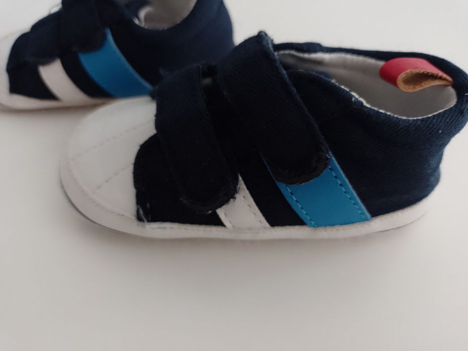 Buty dla chłopca na rzepy rozmiar 20