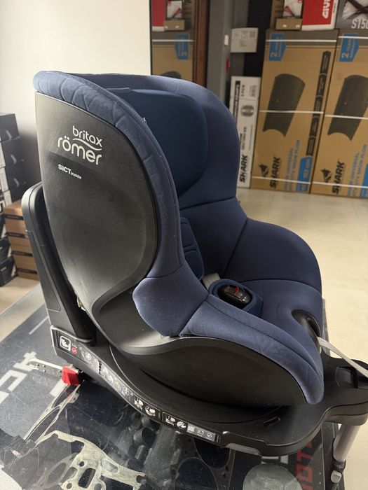 Автокрісло Britax Römer Dualfix iSense та база Flex Base iSense до 4-х років